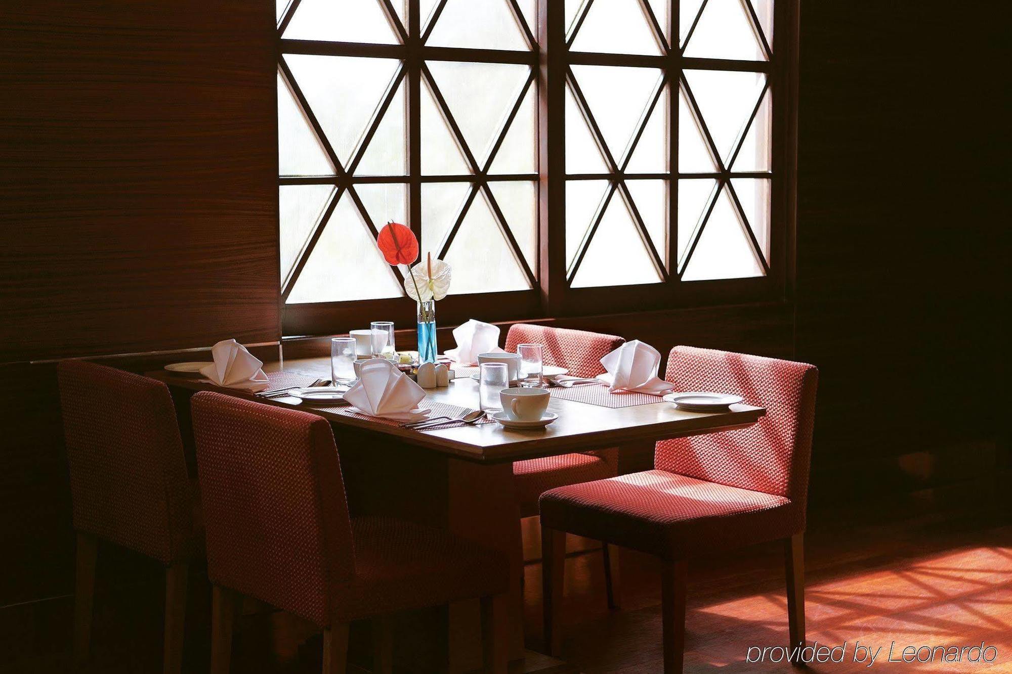 Hyatt Regency Trivandrum 特里凡得琅 餐厅 照片